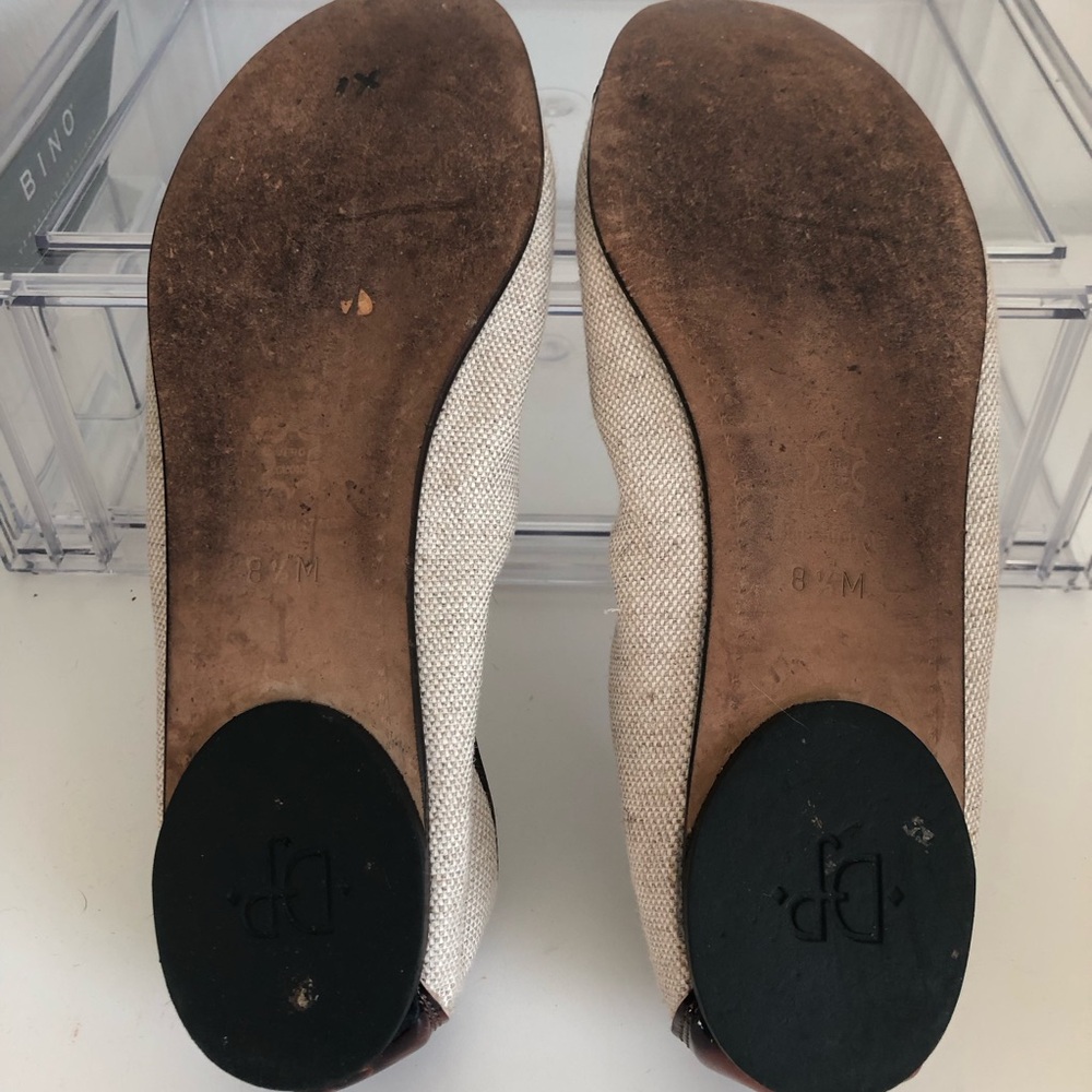 Donald J Pliner Linen and Tortoise Flats - Picture 6 of 10